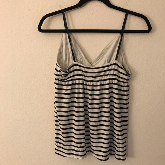 *** Gap Body Tank Top - Picture 2 of 3